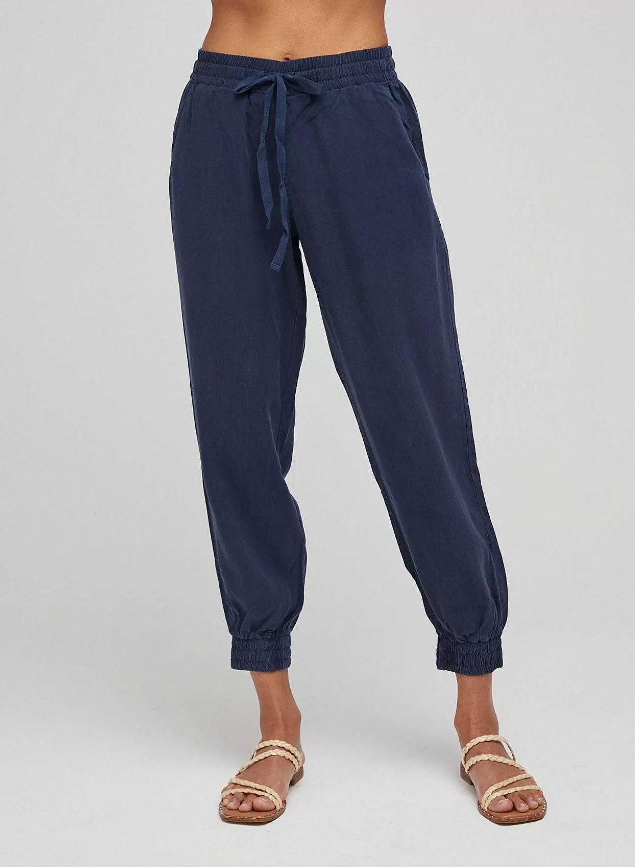 Gemakkelijke Joggingbroek Met Trekkoord - Eindeloze Zee>Bella Dahl Best Sale