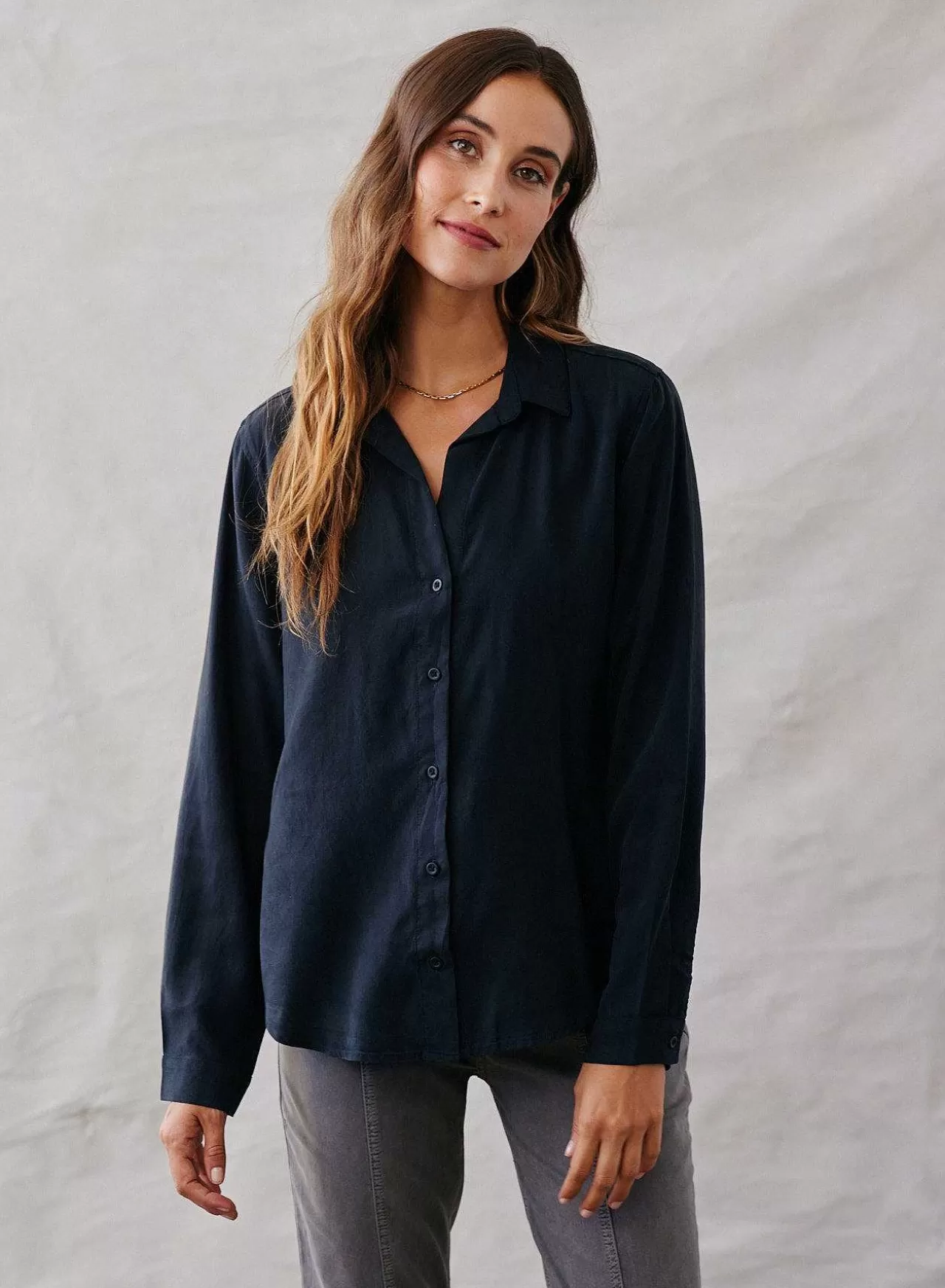 Klassieke Button-Down Met Lange Mouwen - Vintage Zwart>Bella Dahl Outlet