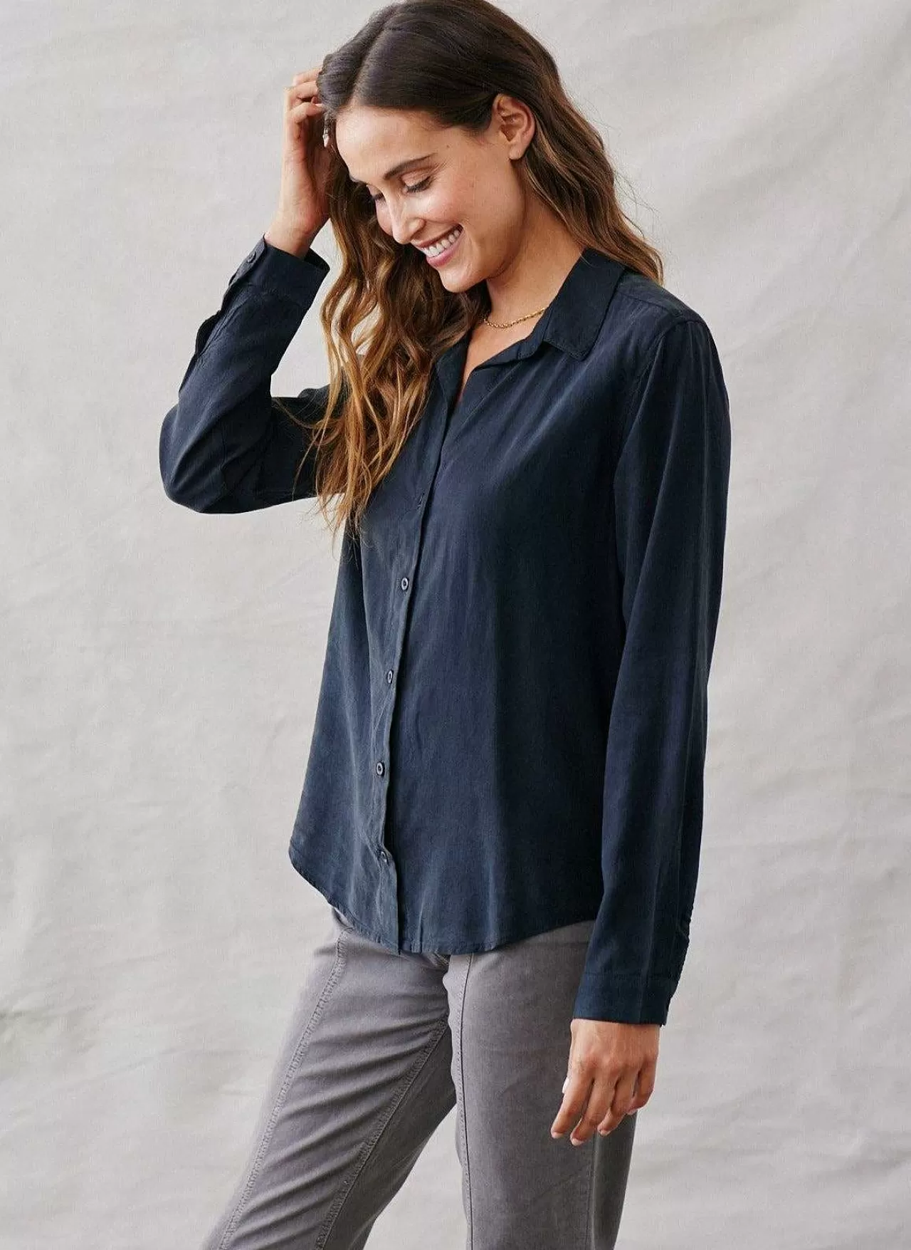 Klassieke Button-Down Met Lange Mouwen - Vintage Zwart>Bella Dahl Store