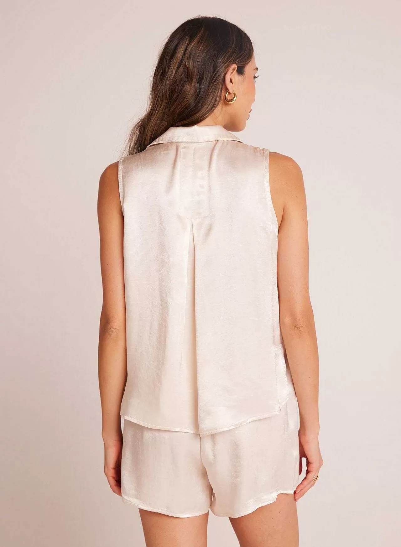 Mouwloze Kraag Met Inkeping En Knoopsluiting - Playa Sand>Bella Dahl Outlet