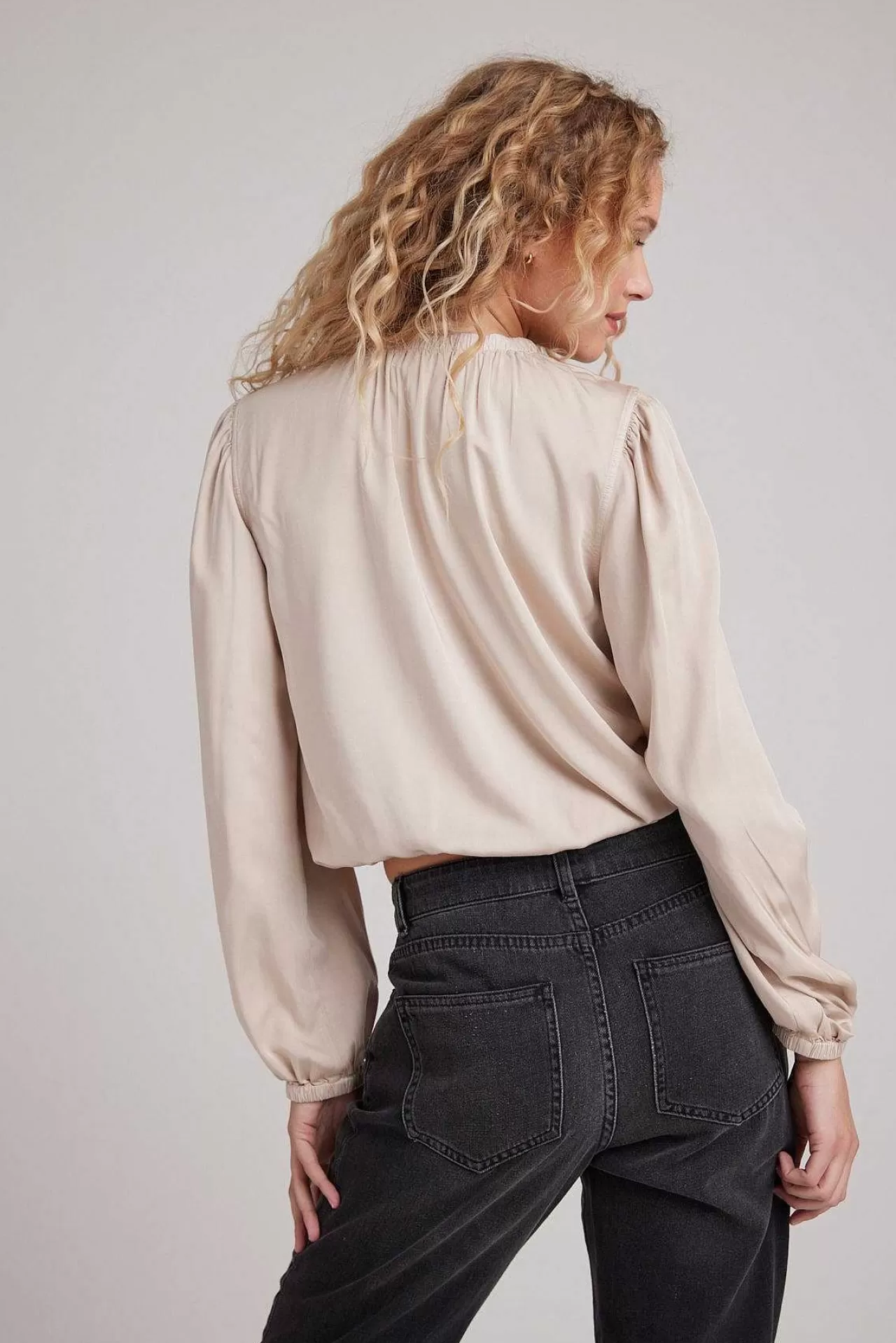Satijnen Elastische Gesmokte Top - Ivoor Champagne>Bella Dahl Fashion