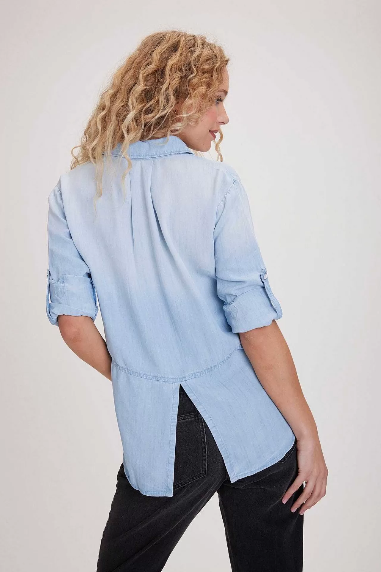 Split Achteraan, Knop Omlaag - Sunbleach Wash>Bella Dahl Discount