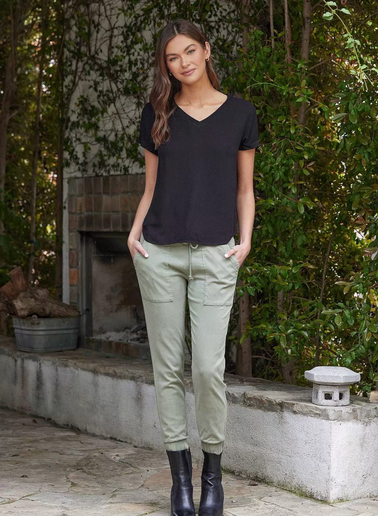 T-Shirt Met V-Hals - Vintage Zwart>Bella Dahl Best